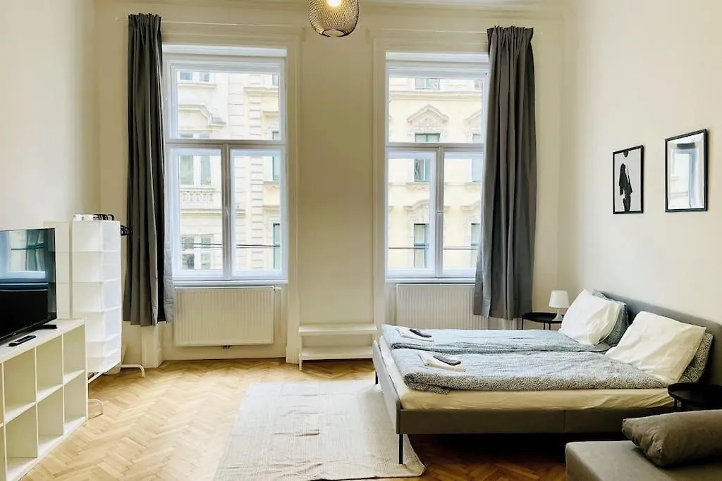 City-Center-Apartment Hip Area, Big & New Вена 0*,  Австрия